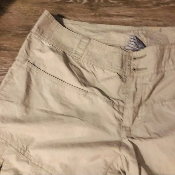 Columbia Titanium Omni-Dri Capri beige size 6 - Picture 2 of 13